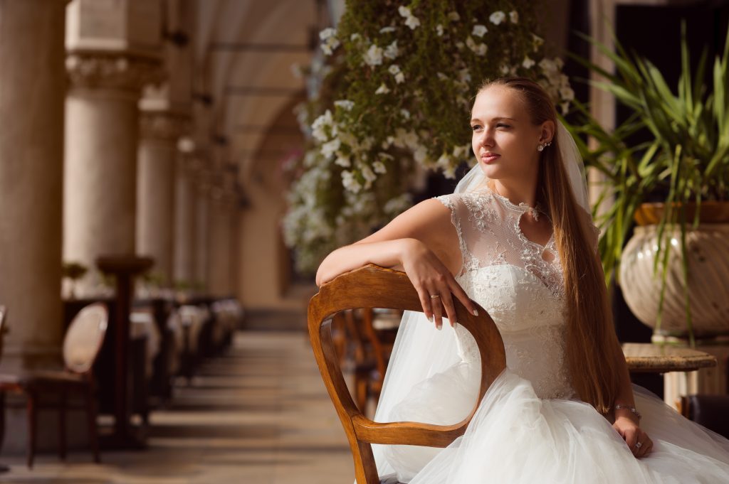 luxury wedding planner Barcelona, bride dress